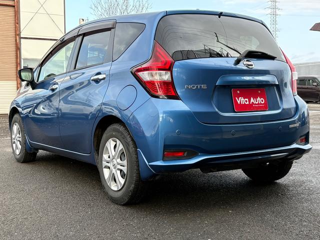 ノート X FOUR スマートセーフティエディション 4WD メモリーナビ フルセグTV 全方位カメラ スマートキー 衝突軽減ブレーキ 前後ドラレコ Bluetooth 純正14インチ鉄(9枚目)