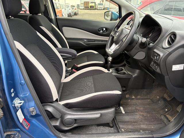 ノート X FOUR スマートセーフティエディション 4WD メモリーナビ フルセグTV 全方位カメラ スマートキー 衝突軽減ブレーキ 前後ドラレコ Bluetooth 純正14インチ鉄(35枚目)