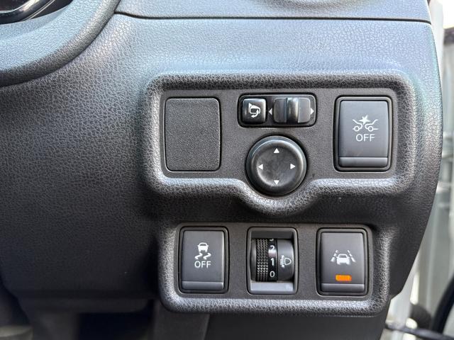 ノート X FOUR スマートセーフティエディション 4WD メモリーナビ フルセグTV 全方位カメラ スマートキー 衝突軽減ブレーキ Bluetooth 社外14インチアルミ(32枚目)