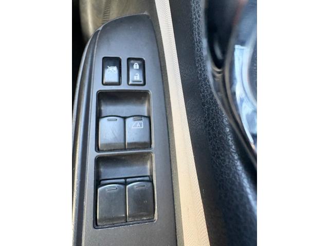 ノート X FOUR スマートセーフティエディション 4WD メモリーナビ フルセグTV 全方位カメラ スマートキー 衝突軽減ブレーキ Bluetooth 社外14インチアルミ(33枚目)