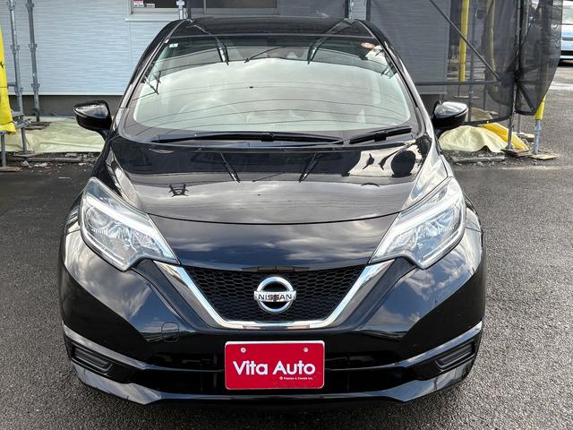 ノート X FOUR 4WD メモリーナビ フルセグTV リアカメラ スマートキー 衝突軽減ブレーキ 前ドラレコ Bluetooth 社外14インチアルミ(4枚目)