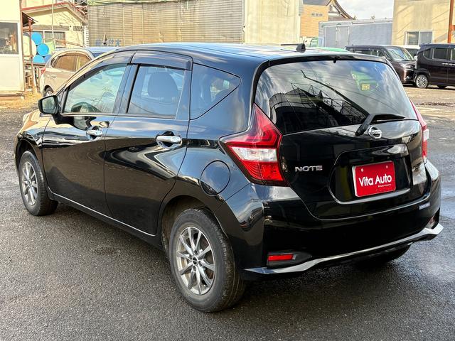 ノート X FOUR 4WD メモリーナビ フルセグTV リアカメラ スマートキー 衝突軽減ブレーキ 前ドラレコ Bluetooth 社外14インチアルミ(10枚目)