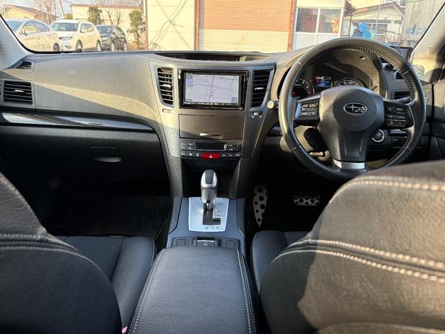 レガシィツーリングワゴン ２．５ｉ　Ｂスポーツアイサイト　４ＷＤ　ＳＤナビ　フルセグＴＶ　リアカメラ　スマートキー　ＨＩＤヘッドライト　衝突軽減ブレーキ　前後ドラレコ　Ｂｌｕｅｔｏｏｔｈ　クルコン　純正１７インチアルミ　ＥＴＣ（18枚目）