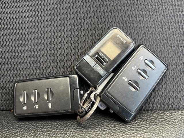 レガシィツーリングワゴン ２．５ｉ　Ｂスポーツアイサイト　４ＷＤ　ＳＤナビ　フルセグＴＶ　リアカメラ　スマートキー　ＨＩＤヘッドライト　衝突軽減ブレーキ　前後ドラレコ　Ｂｌｕｅｔｏｏｔｈ　クルコン　純正１７インチアルミ　ＥＴＣ（35枚目）