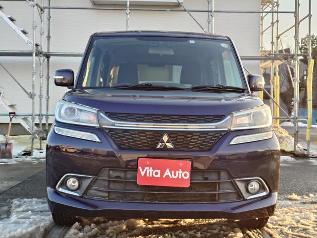 デリカＤ：２ カスタムハイブリッドＭＶ　４ＷＤ　メモリーナビ　フルセグＴＶ　スマートキー　ＬＥＤヘッドライト　衝突軽減ブレーキ　両側パワスラ　シートヒーター　Ｂｌｕｅｔｏｏｔｈ　クルコン　社外１５インチアルミ（3枚目）