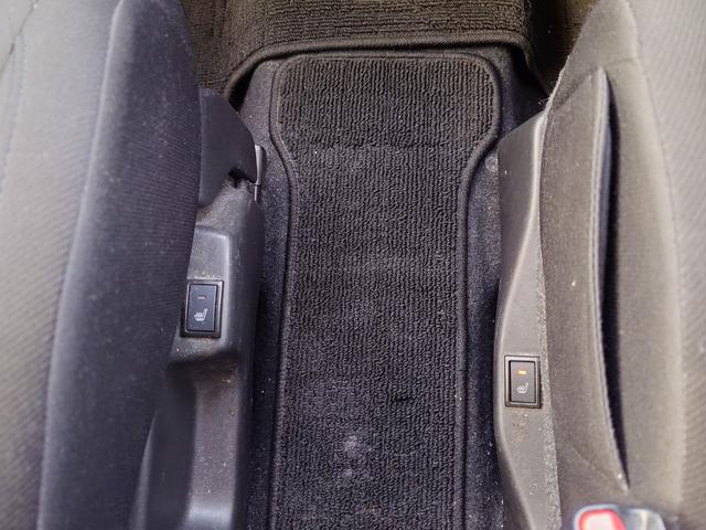 デリカＤ：２ カスタムハイブリッドＭＶ　４ＷＤ　メモリーナビ　フルセグＴＶ　スマートキー　ＬＥＤヘッドライト　衝突軽減ブレーキ　両側パワスラ　シートヒーター　Ｂｌｕｅｔｏｏｔｈ　クルコン　社外１５インチアルミ（31枚目）