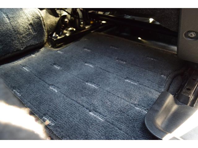 デュアリス ２０Ｇ　ＦＯＵＲ　４ＷＤ　本州仕入れ　パノラミックガラスルーフ　フルセグＴＶ対応日産純正ナビ　Ｂｌｕｅｔｏｏｔｈ　バックカメラ　ビルトインＥＴＣ　スマートキー　ＨＩＤヘッドライト　純正１７インチＡＷ（39枚目）