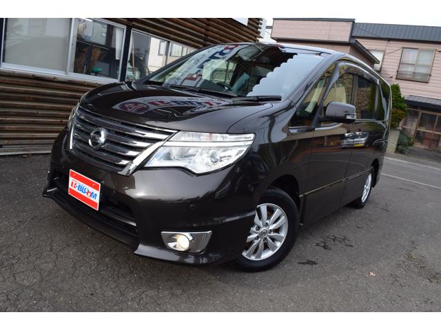 セレナ ハイウェイスター　アドバンスドセーフティパッケージ　４ＷＤ　寒冷地仕様　アラウンドビューカメラ　衝突軽減ブレーキ　日産純正ＯＰナビ　Ｂｌｕｅｔｏｏｔｈ　フルセグＴＶ　バックカメラ　ＥＴＣ　クルーズコントロール　パワースライドドア　ＨＩＤヘッドライト（5枚目）