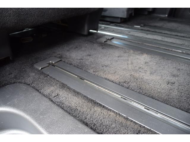セレナ ハイウェイスター　アドバンスドセーフティパッケージ　４ＷＤ　寒冷地仕様　アラウンドビューカメラ　衝突軽減ブレーキ　日産純正ＯＰナビ　Ｂｌｕｅｔｏｏｔｈ　フルセグＴＶ　バックカメラ　ＥＴＣ　クルーズコントロール　パワースライドドア　ＨＩＤヘッドライト（46枚目）