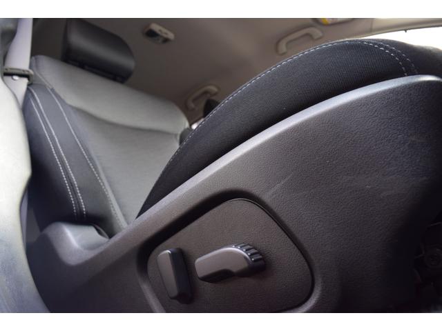 レヴォーグ 1.6GTアイサイト プラウドエディション 4WD 本州仕入れ アイサイトver3 ブレーキサポート フルセグTV対応ナビ Bluetooth ETC サイドカメラ クルーズコントロール パワーシート 革巻ステアリング スバル純正17インチAW(28枚目)