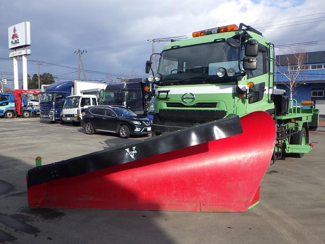 クオン 　除雪トラック　４×４　ＩＧ　６Ｆ（Ｈ／Ｌ）（7枚目）