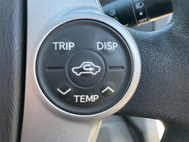 プリウス Ｓ　バックカメラ　ナビ　アルミホイール　ＣＶＴ　スマートキー　アイドリングストップ　電動格納ミラー　盗難防止システム　ＣＤ　ミュージックプレイヤー接続可　衝突安全ボディ　ＡＢＳ　ＥＳＣ　エアコン（49枚目）