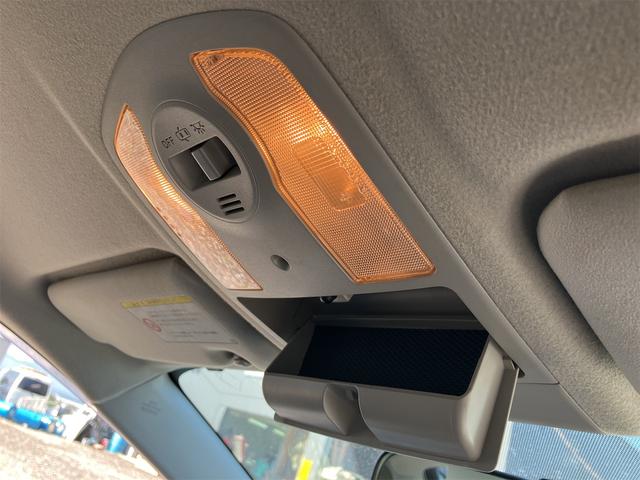 プリウス Ｓ　バックカメラ　ナビ　アルミホイール　ＣＶＴ　スマートキー　アイドリングストップ　電動格納ミラー　盗難防止システム　ＣＤ　ミュージックプレイヤー接続可　衝突安全ボディ　ＡＢＳ　ＥＳＣ　エアコン（61枚目）