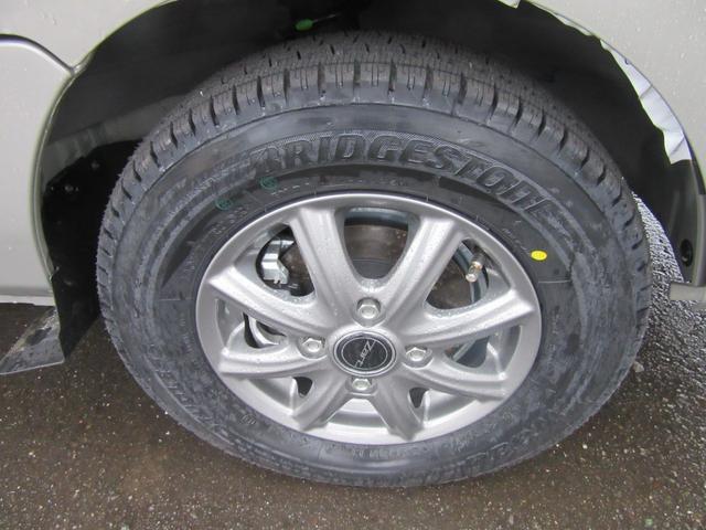 キャリイトラック KCエアコン・パワステ 4WD パワーウインド キーレス レーダーブレーキ アッパーメンバーガード スタッドレスホイール付(9枚目)