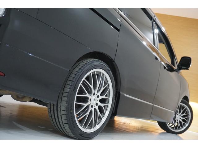 250ハイウェイスターS アーバンクロム 本州仕入れ・ロクサーニ20インチ&新品夏タイヤ・アラウンドビューモニター・メーカーナビ&フリップダウンM・ハーフエロ&LEDデイライト&社外グリル・クールBOX・7人乗り・両側自動ドア・後期モデル(8枚目)