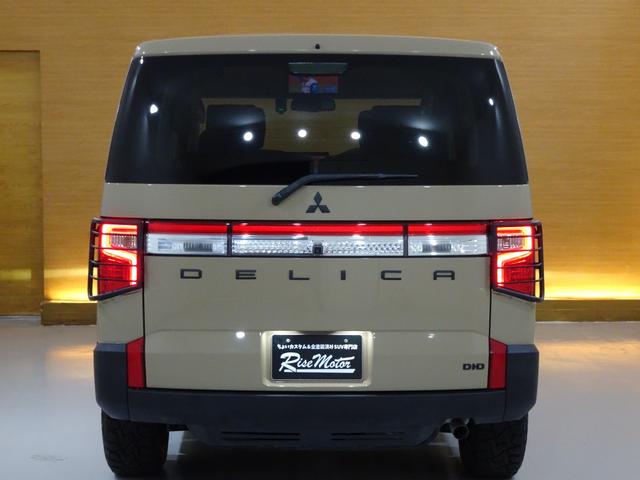 デリカＤ：５ Ｇ　パワーパッケージ　４ＷＤ／本州仕入／寒冷地／Ｒヒーター／７人乗／ベージュ自社全塗装／新マッドヴァンス＆オプカン／新マーカー／新テールガード／１０型ナビＴＶブルートゥースＤＶＤ／１０型フリップＭ／電動ステップ／電動ゲート（5枚目）
