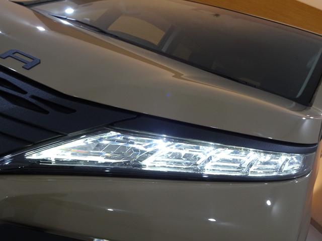 デリカＤ：５ Ｇ　パワーパッケージ　４ＷＤ／本州仕入／寒冷地／Ｒヒーター／７人乗／ベージュ自社全塗装／新マッドヴァンス＆オプカン／新マーカー／新テールガード／１０型ナビＴＶブルートゥースＤＶＤ／１０型フリップＭ／電動ステップ／電動ゲート（27枚目）