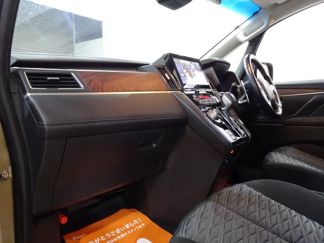 デリカＤ：５ Ｇ　パワーパッケージ　４ＷＤ／本州仕入／寒冷地／Ｒヒーター／７人乗／ベージュ自社全塗装／新マッドヴァンス＆オプカン／新マーカー／新テールガード／１０型ナビＴＶブルートゥースＤＶＤ／１０型フリップＭ／電動ステップ／電動ゲート（64枚目）