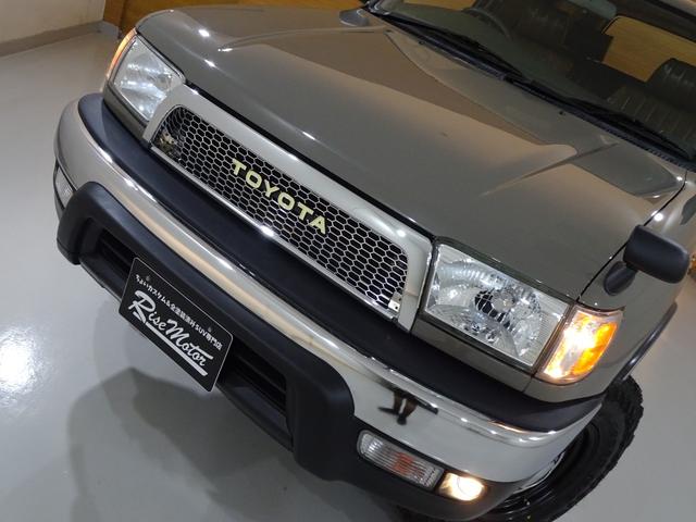 TOYOTA HILUX SURF SSR-X