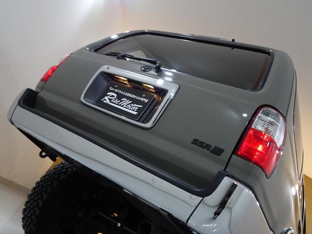 TOYOTA HILUX SURF SSR-X
