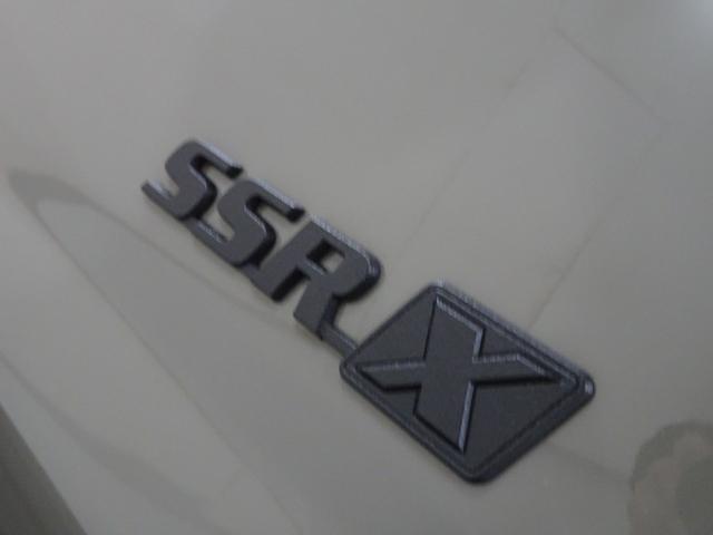 TOYOTA HILUX SURF SSR-X