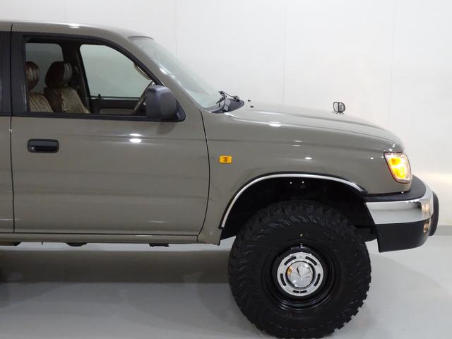 TOYOTA HILUX SURF SSR-X