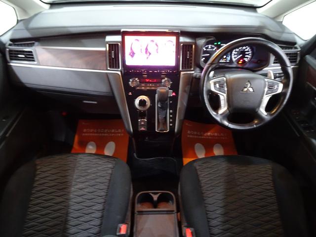 デリカＤ：５ Ｐ　４ＷＤ／本州仕入／７人乗／１オーナー／寒冷地／自社アッシュカーキ全塗装／新マッドヴァンス＆オプカン／新ヘッド＆テールガード／１０型ナビＴＶブルートゥースＤＶＤ／フリップＭ／全方位／両側電動／電動ゲート（6枚目）