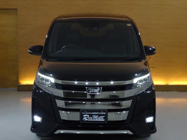 ノア Ｓｉ　ダブルバイビーＩＩ　４ＷＤ／後期型／７人乗り／寒冷地仕様／１０型ナビＴＶブルートゥースＤＶＤ／１２型フリップダウン／前後ドラレコ／ＥＴＣ／ハーフ革／両側電動スライド／Ｆガラス熱線／リアヒーター／クルコン／セーフティセンス（4枚目）