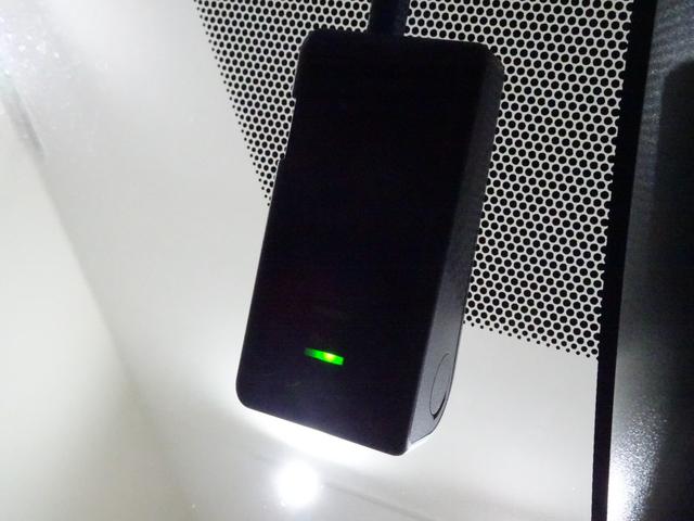 ノア Ｓｉ　ダブルバイビーＩＩ　４ＷＤ／後期型／７人乗り／寒冷地仕様／１０型ナビＴＶブルートゥースＤＶＤ／１２型フリップダウン／前後ドラレコ／ＥＴＣ／ハーフ革／両側電動スライド／Ｆガラス熱線／リアヒーター／クルコン／セーフティセンス（51枚目）