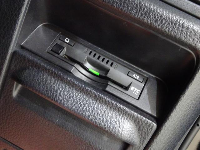 ノア Ｓｉ　ダブルバイビーＩＩ　４ＷＤ／後期型／７人乗り／寒冷地仕様／１０型ナビＴＶブルートゥースＤＶＤ／１２型フリップダウン／前後ドラレコ／ＥＴＣ／ハーフ革／両側電動スライド／Ｆガラス熱線／リアヒーター／クルコン／セーフティセンス（63枚目）