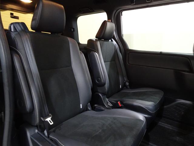 ノア Ｓｉ　ダブルバイビーＩＩ　４ＷＤ／後期型／７人乗り／寒冷地仕様／１０型ナビＴＶブルートゥースＤＶＤ／１２型フリップダウン／前後ドラレコ／ＥＴＣ／ハーフ革／両側電動スライド／Ｆガラス熱線／リアヒーター／クルコン／セーフティセンス（68枚目）