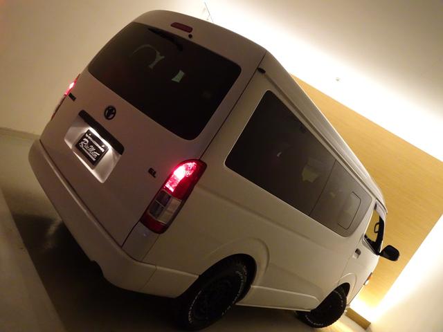 ハイエースワゴン ＧＬ　本州仕入／１０人乗り／新丸目キット／新マッドヴァンス＆オプカン／チッピング塗装／Ｆハーフエアロ／ナビＴＶブルートゥースＤＶＤ／フリップダウン／ＥＴＣ／Ｂカメラ／革調シートカバー／パワスラ／リアヒーター（12枚目）