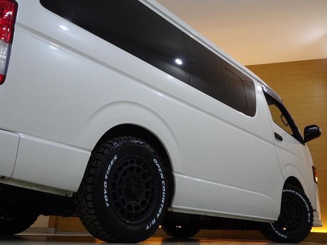 ハイエースワゴン ＧＬ　本州仕入／１０人乗り／新丸目キット／新マッドヴァンス＆オプカン／チッピング塗装／Ｆハーフエアロ／ナビＴＶブルートゥースＤＶＤ／フリップダウン／ＥＴＣ／Ｂカメラ／革調シートカバー／パワスラ／リアヒーター（43枚目）