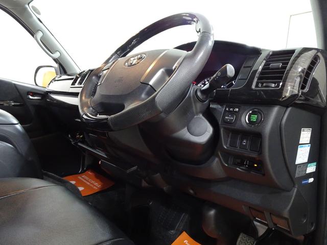 ハイエースワゴン ＧＬ　本州仕入／１０人乗り／新丸目キット／新マッドヴァンス＆オプカン／チッピング塗装／Ｆハーフエアロ／ナビＴＶブルートゥースＤＶＤ／フリップダウン／ＥＴＣ／Ｂカメラ／革調シートカバー／パワスラ／リアヒーター（59枚目）