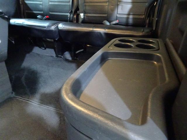 ハイエースワゴン ＧＬ　本州仕入／１０人乗り／新丸目キット／新マッドヴァンス＆オプカン／チッピング塗装／Ｆハーフエアロ／ナビＴＶブルートゥースＤＶＤ／フリップダウン／ＥＴＣ／Ｂカメラ／革調シートカバー／パワスラ／リアヒーター（69枚目）