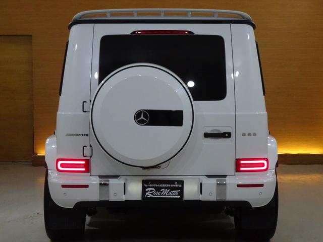 Ｇクラス Ｇ４００ｄ　ＡＭＧライン　Ｇ６３仕様／オパリスホワイト／ＶＯＳＳＥＮ２２ＡＷ／ＡＭＧライン／Ｇｍａｎｕｆａｋｔｕｒ／ラグジュアリーＰＫＧ／ダイヤモンドステッチナッパレザー／アダプティブダンピング／ローウェンＦスポ／ＯＰリアスポ（5枚目）