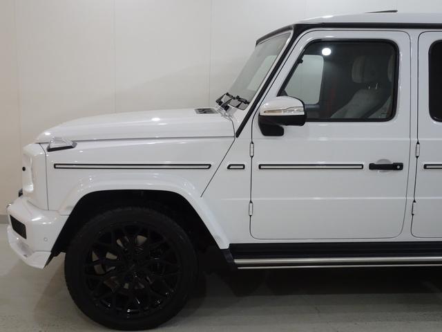 Ｇクラス Ｇ４００ｄ　ＡＭＧライン　Ｇ６３仕様／オパリスホワイト／ＶＯＳＳＥＮ２２ＡＷ／ＡＭＧライン／Ｇｍａｎｕｆａｋｔｕｒ／ラグジュアリーＰＫＧ／ダイヤモンドステッチナッパレザー／アダプティブダンピング／ローウェンＦスポ／ＯＰリアスポ（36枚目）