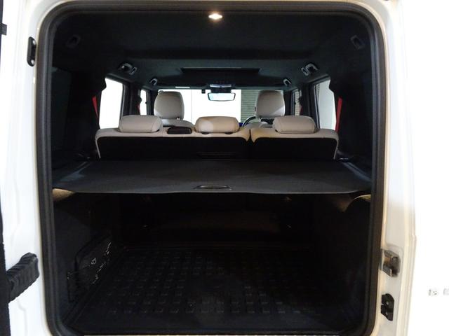 Ｇクラス Ｇ４００ｄ　ＡＭＧライン　Ｇ６３仕様／オパリスホワイト／ＶＯＳＳＥＮ２２ＡＷ／ＡＭＧライン／Ｇｍａｎｕｆａｋｔｕｒ／ラグジュアリーＰＫＧ／ダイヤモンドステッチナッパレザー／アダプティブダンピング／ローウェンＦスポ／ＯＰリアスポ（71枚目）