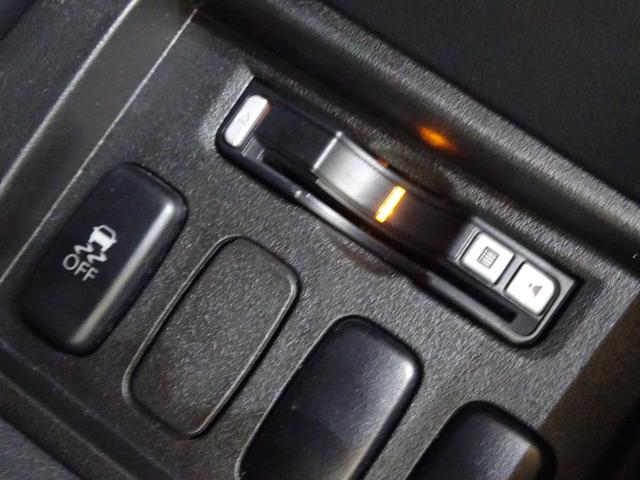 デリカＤ：５ シャモニー　４ＷＤ／本州仕入／寒冷地仕様／自社ベージュ全塗装／新角目キット／ＤＥＡＮ＆新オプカン／新マーカー／９型ナビＴＶブルートゥースＤＶＤ／１０型フリップＭ／サイド＆バックカメラ／ハーフ革＆ヒーター／両側電動（59枚目）