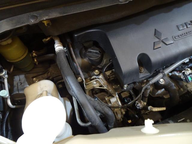 デリカＤ：５ シャモニー　４ＷＤ／本州仕入／寒冷地仕様／自社ベージュ全塗装／新角目キット／ＤＥＡＮ＆新オプカン／新マーカー／９型ナビＴＶブルートゥースＤＶＤ／１０型フリップＭ／サイド＆バックカメラ／ハーフ革＆ヒーター／両側電動（78枚目）