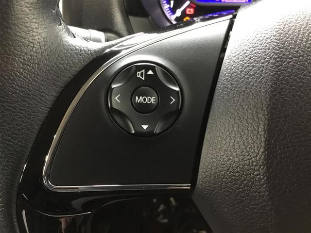 オーディオの操作が出来るステアリングスイッチです