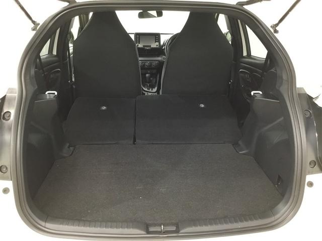 ヤリス X 4WD ディスプレイオーディオ レーダークルーズコントロール 夏タイヤ積込 TSS オートマチックハイビーム スマートキー(15枚目)