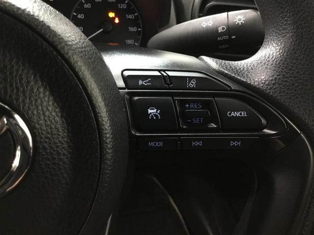 ヤリス X 4WD ディスプレイオーディオ レーダークルーズコントロール 夏タイヤ積込 TSS オートマチックハイビーム スマートキー(21枚目)