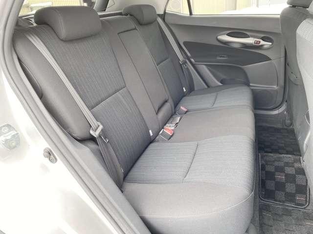 4WD 180G Sパッケージ夏冬タイヤ付 サビ無 禁煙車(15枚目)