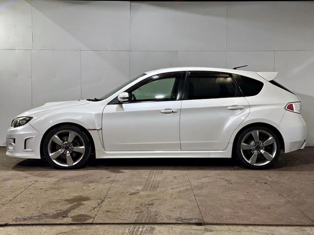 ＷＲＸ　ＳＴＩ　Ａライン　５ドア２．５ＷＲＸ　ＳＴＩ　Ａライン　４ＷＤ(16枚目)