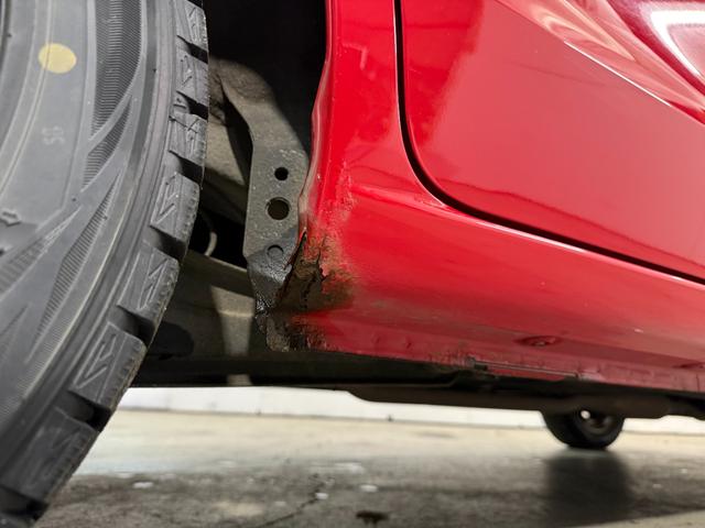 アルト Ｆ　ダブルエアバック　アルミ　運転席側シートヒーター　４ｗｄ　キーレスエントリーシステム　横滑防止　パワステ　運転席エアバッグ　ＡＣ　ＡＢＳ　禁煙　パワーウインドー（37枚目）