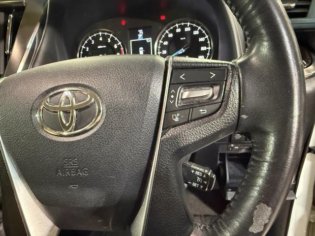 アルファード ２．５Ｇ　バックモニター　エアバッグ　横滑り防止機能　ＡＢＳ　オートクルーズコントロール　電動シート　地デジ　アイドリングストップ　パワーバックドア　ＬＥＤライト　ＥＴＣ　スマートキー　３列シート　ＤＶＤ（42枚目）