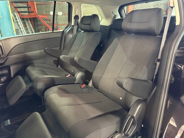 MPV 23S 両面パワースライドドア キーフリー 地デジ 助手席エアバッグ イモビライザー ナビTV Bモニター アルミ 3列 スマートカードキー パワステ オートエアコン 4WD 禁煙 パワーウィンドウ ABS(22枚目)