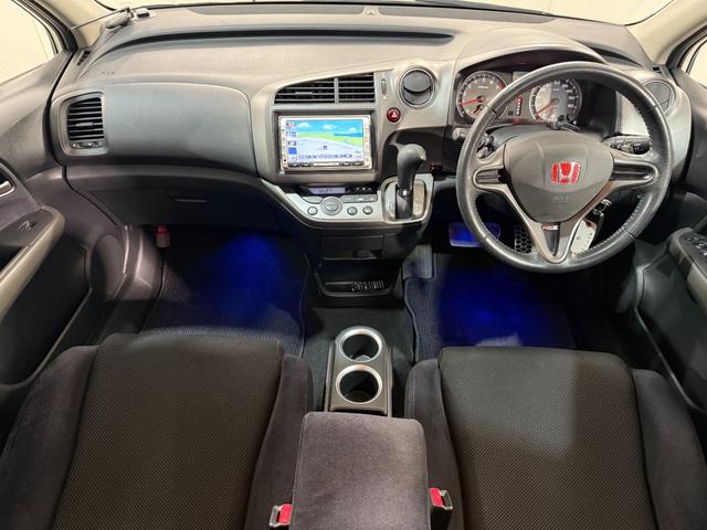 ストリーム RSZ キーレス 4WD アルミホイール(10枚目)