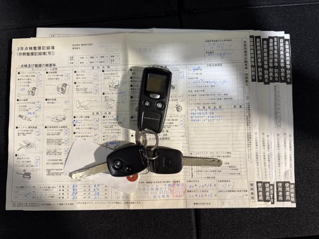 ストリーム RSZ キーレス 4WD アルミホイール(22枚目)